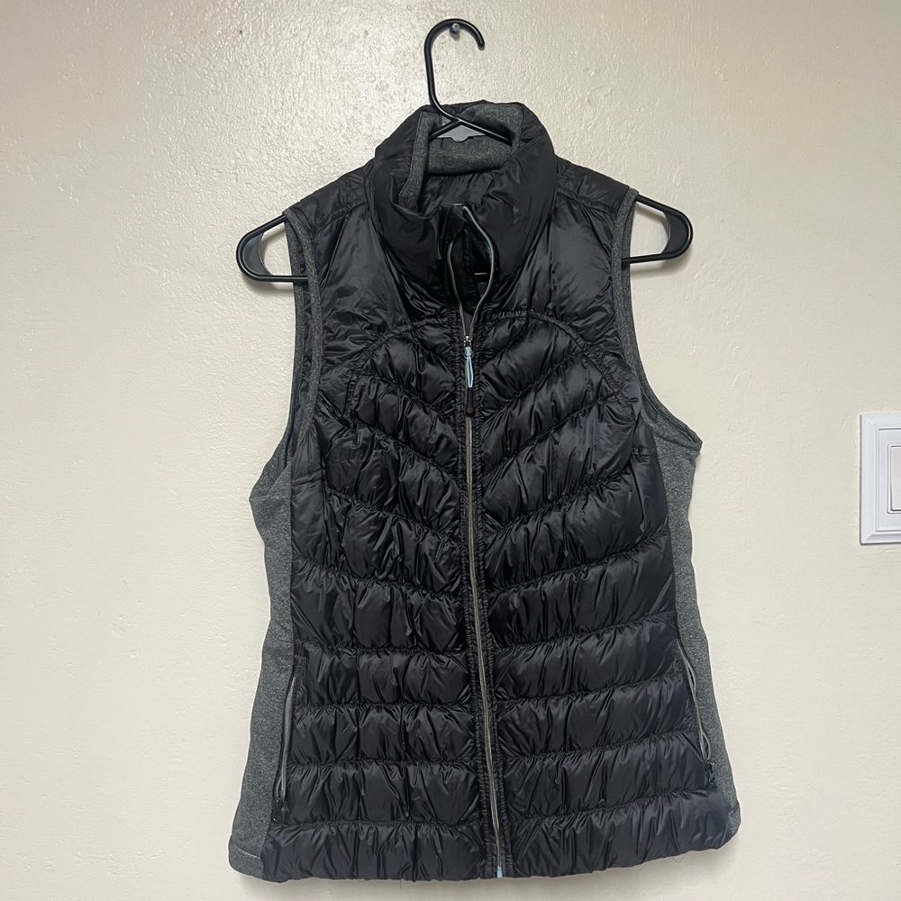 Tangerine grey puffer vest